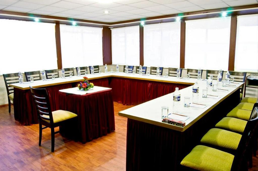 Hotel Heritage Dakshin Navi Mumbai Dış mekan fotoğraf