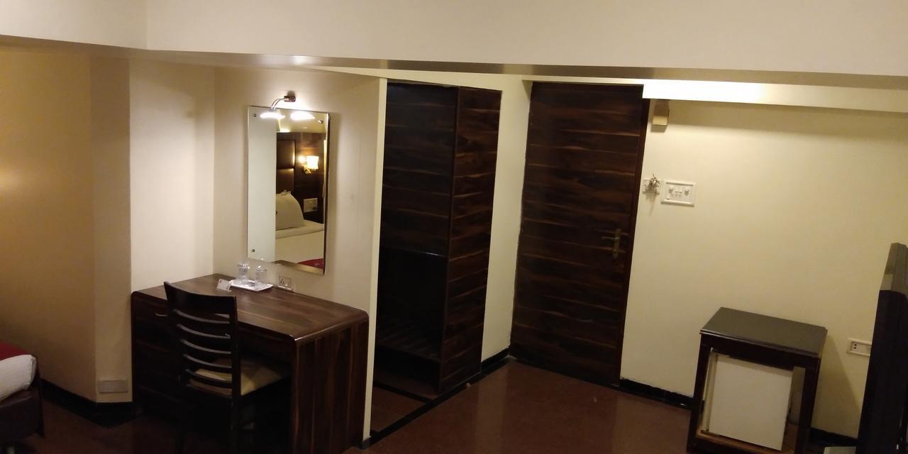 Hotel Heritage Dakshin Navi Mumbai Dış mekan fotoğraf